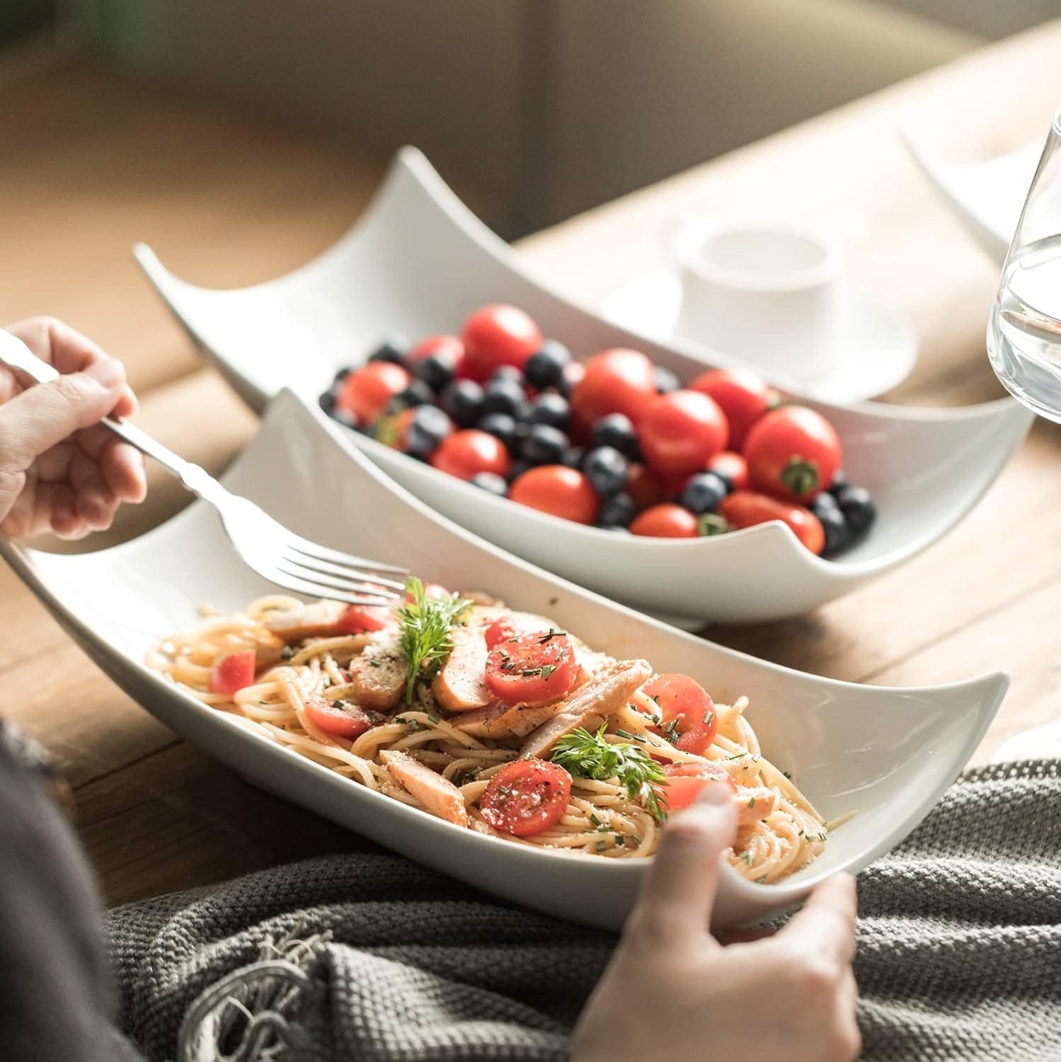 Gomakren Serving Platters Serving Bowls Set Porcelain Serving Dishes For Entertaining Special Curved Deep Large Christmas Dishes Serving Tray Plate Gifts Set of 3 Decorative Dish White 12 Inch - Image 5